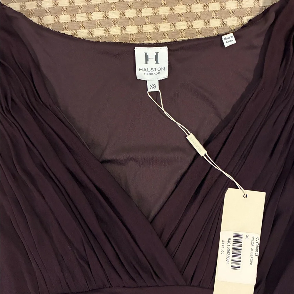 Gorgeous NWT ruched plum dress - Picture 3 of 7